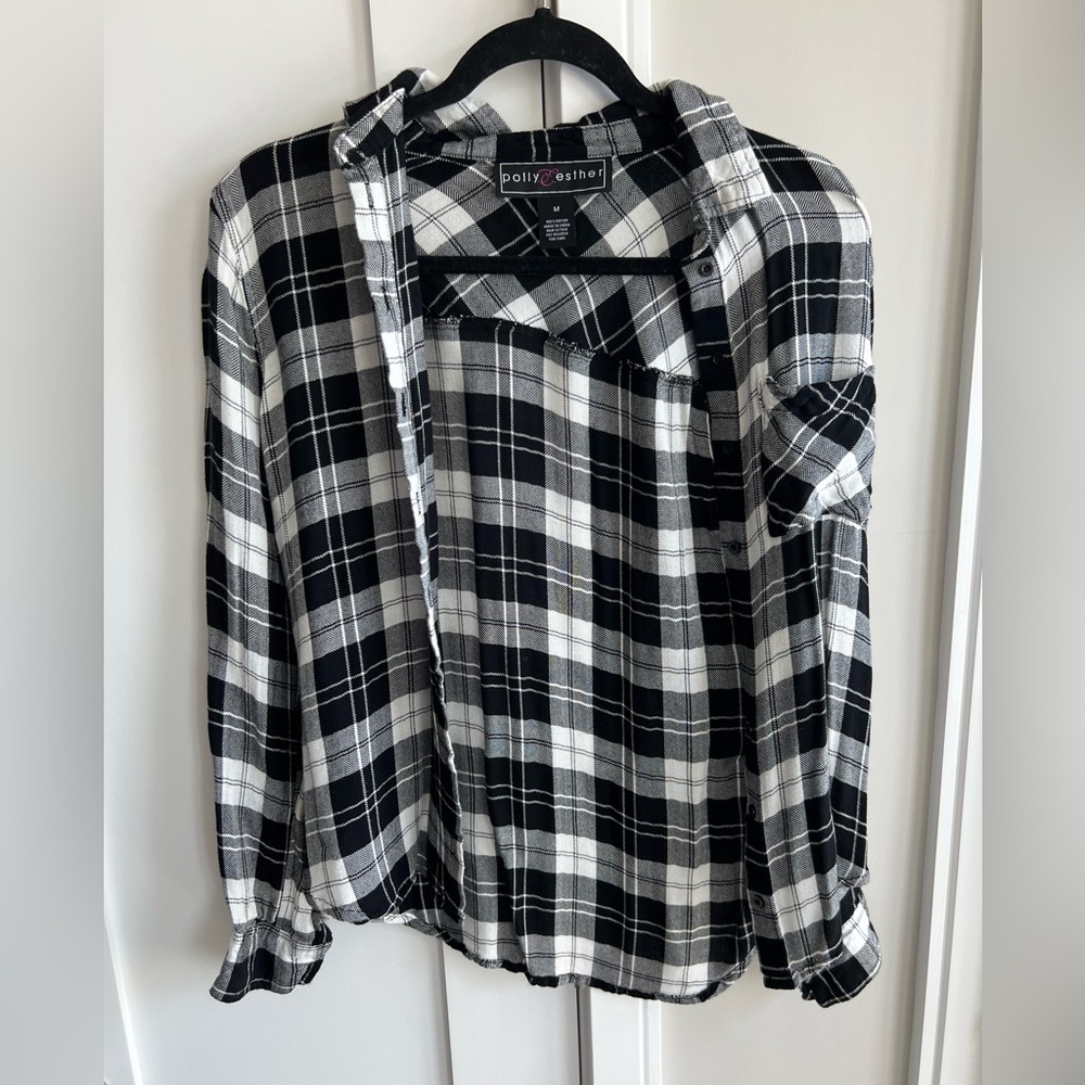 Black and White Flannel- size medium